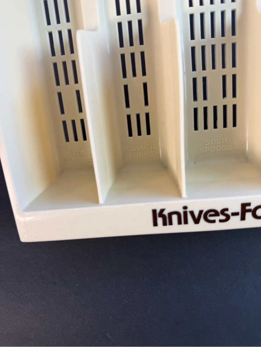 Vintage Cream Mesh Bottom Plastic Silverware Utensil Drawer Organizer Tray